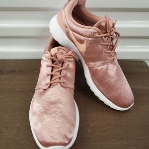 Women's Nike Roshe One Premium  'Rust Pink'